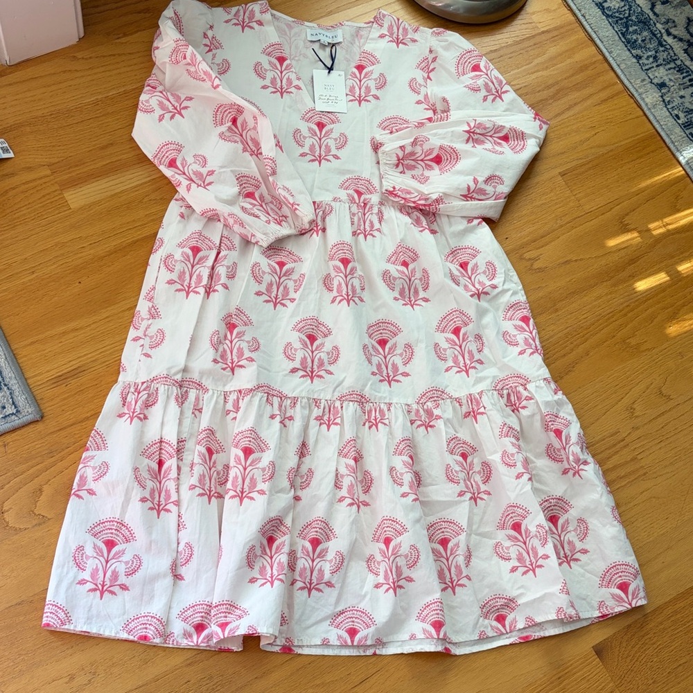 Navybleu NWT size small midi dress pink block print